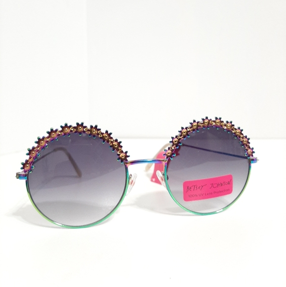 Betsey Johnson Accessories - NWT Betsey Johnson Sunglasses